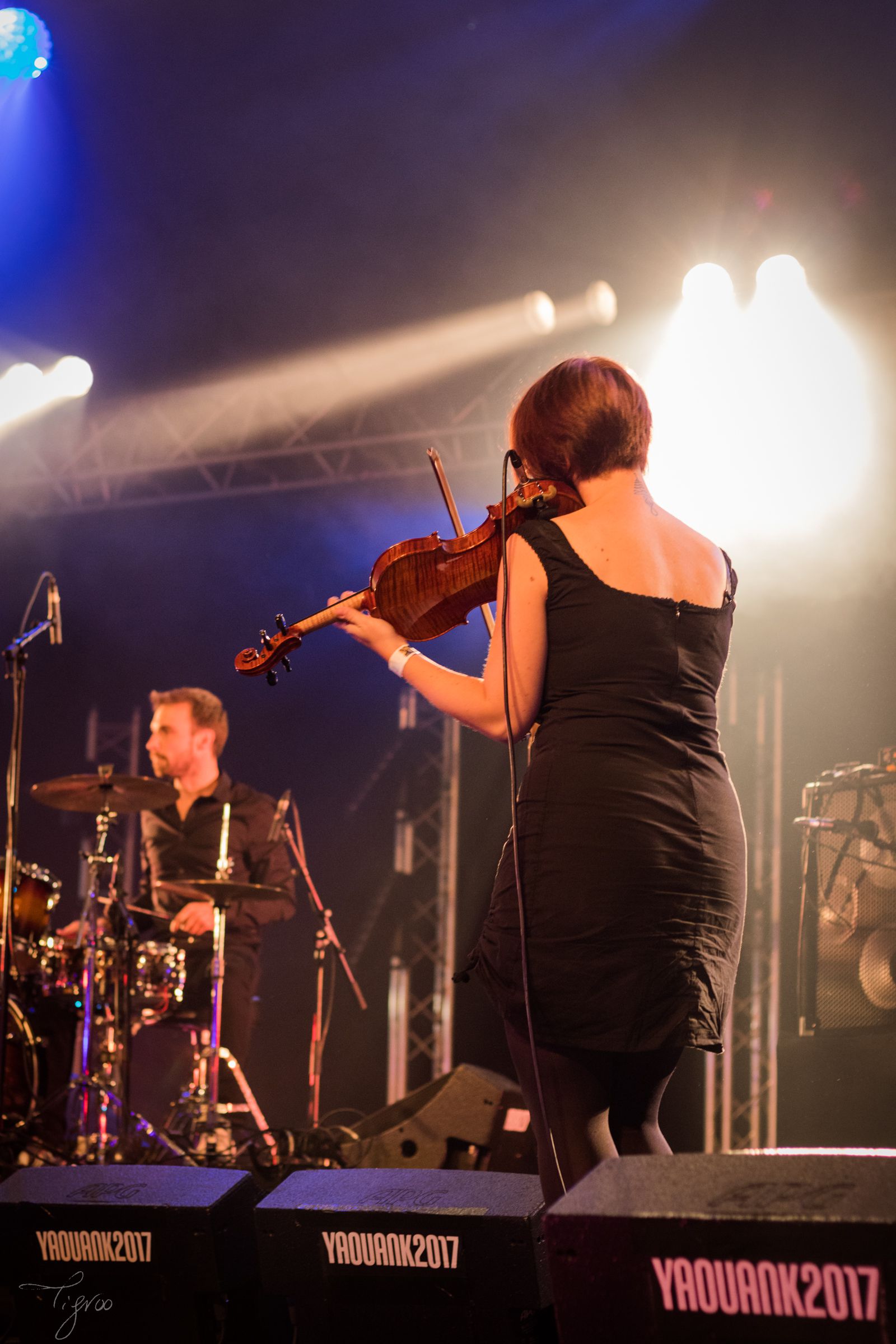 Yaouank danse concert musique Blain-Leyzour Elektrik violon