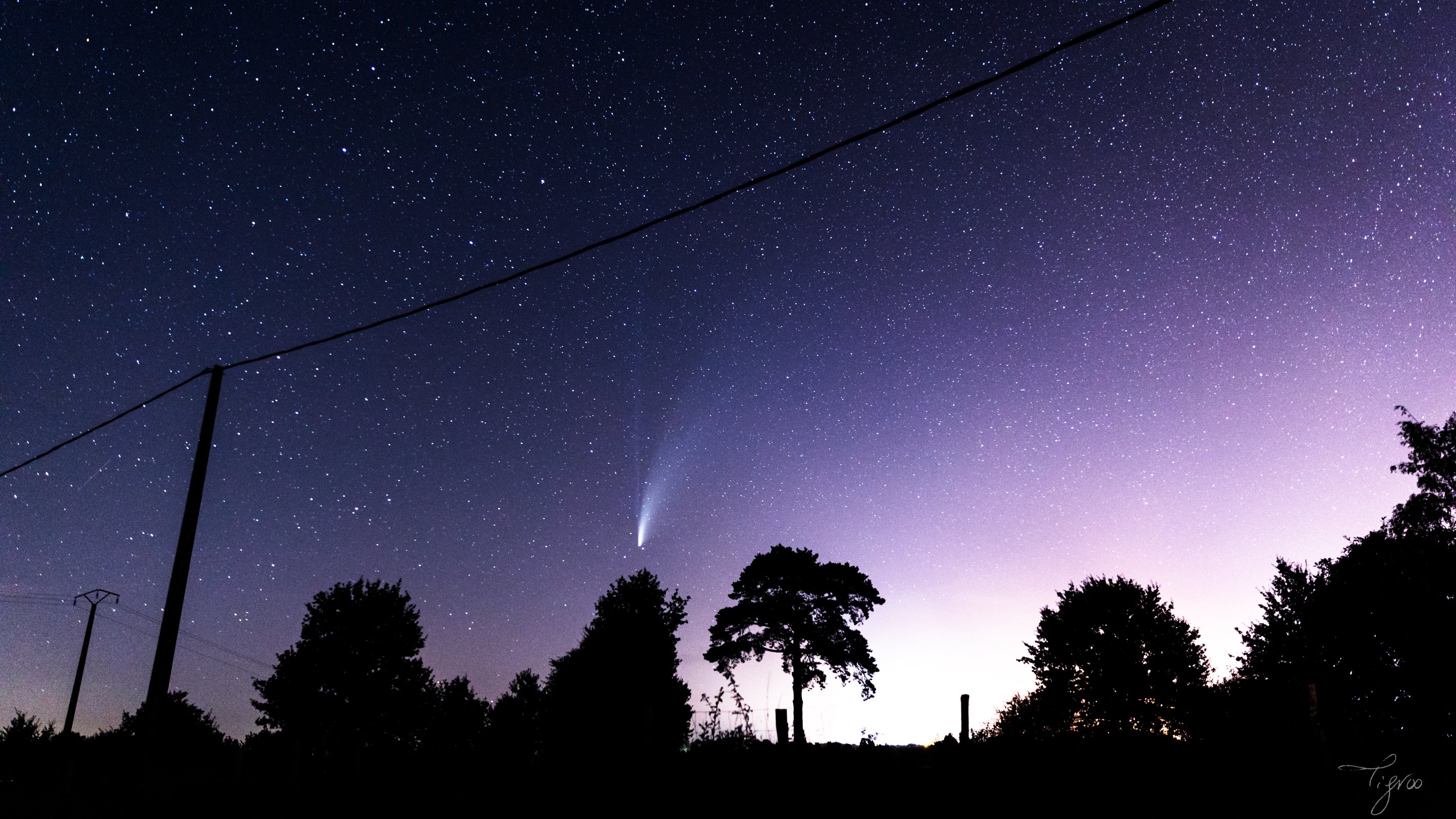 Comète NEOWISE photographe ciel étoiles Voie Lactée pollution lumineuse