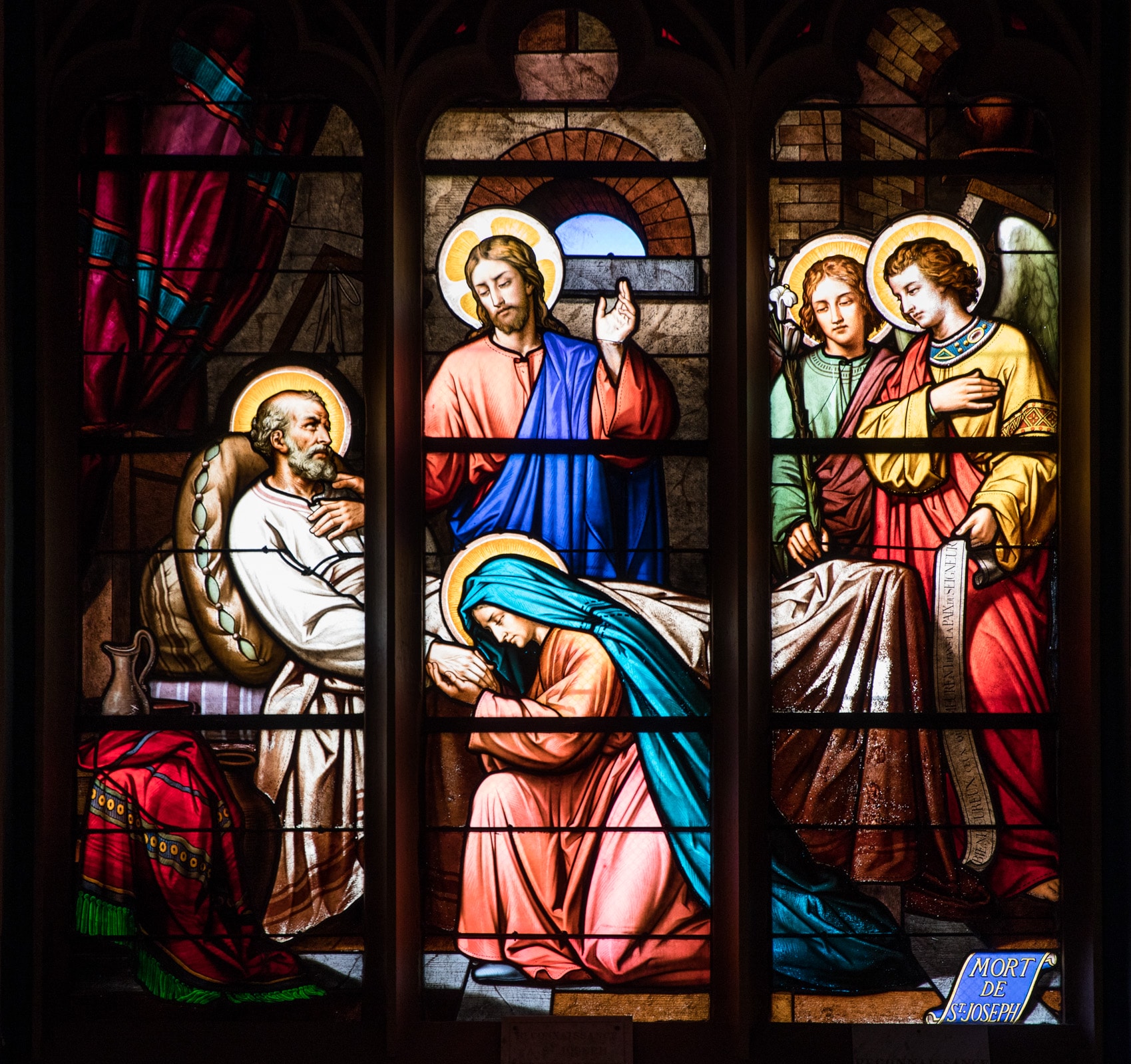 photographie Montargis vitraux église Sainte-Madeleine